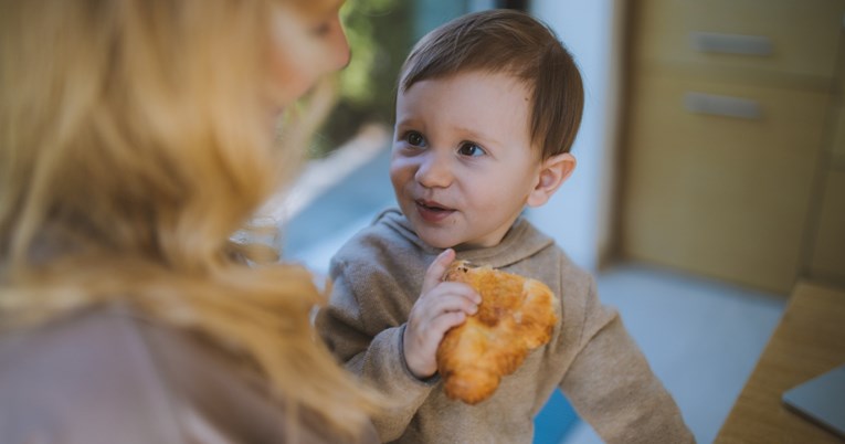 Nije uvijek riječ o alergiji: Ovo je 12 simptoma intolerancije na gluten kod djece