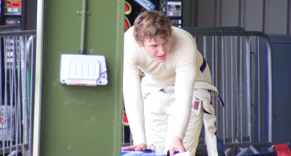 Počeo se utrkivati s 15 godina, nizao je pobjede. S 18 je poginuo u bizarnoj nesreći