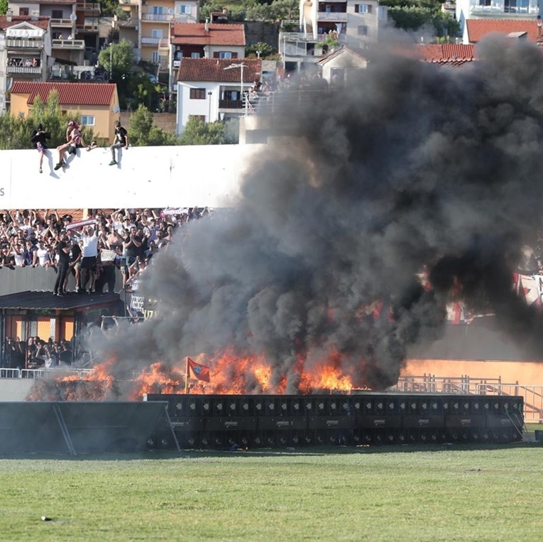 Hajduk kažnjen s 54 tisuće eura zbog divljanja navijača u Šibeniku