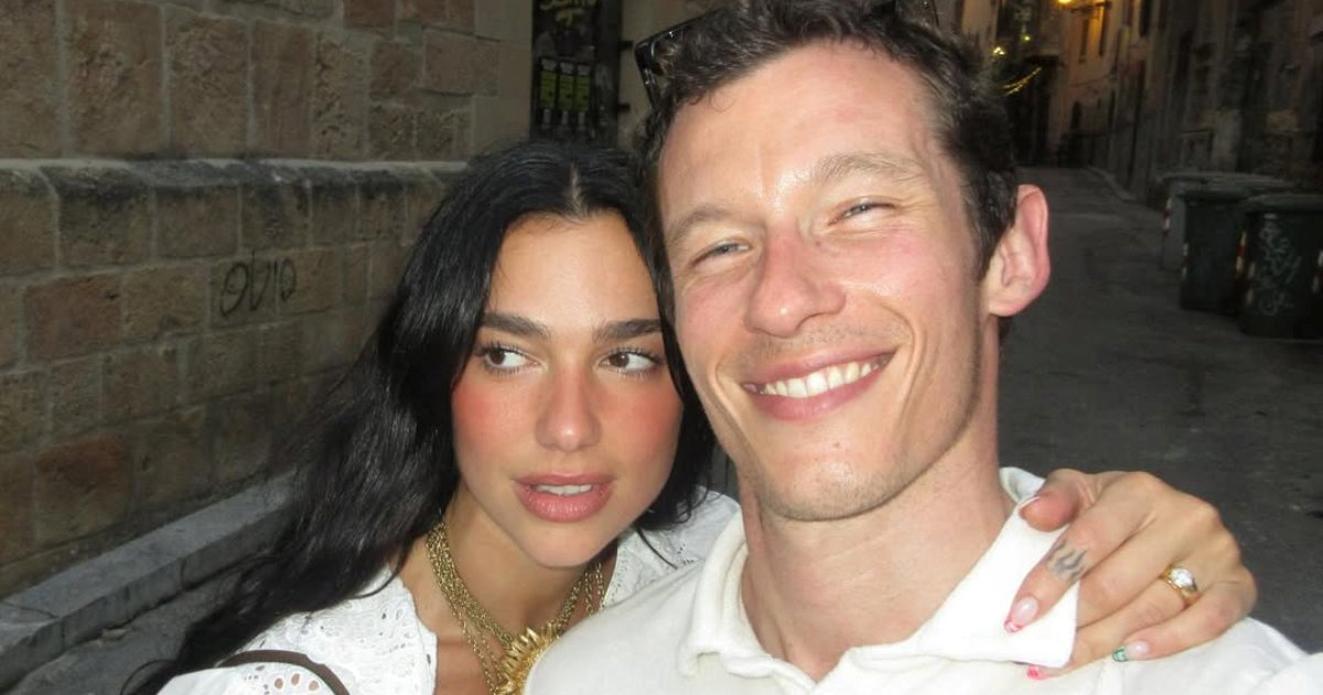 Dua Lipa i Callum Turner danas su zaručeni, a sve je počelo jer su čitali isti roman