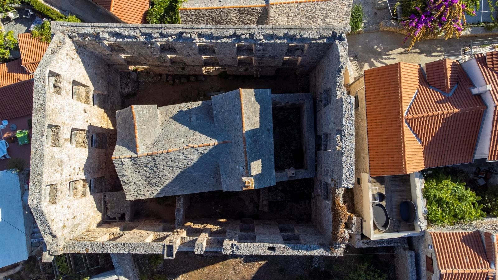 Znate li priču koja se krije iza Kuće u kući na Braču?