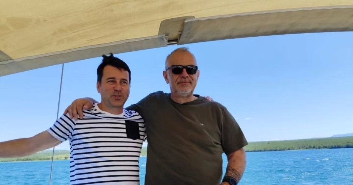 Šprajc bio na krstarenju s prijateljima iz srednje škole, jedna fotka privukla pažnju