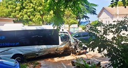 Sudar minibusa i auta u Istri, ozlijeđeno 14 ljudi