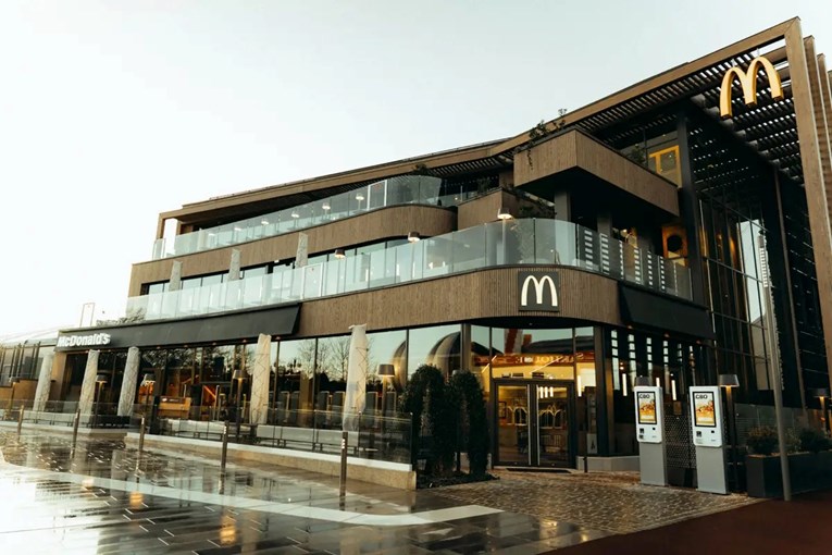Najveći McDonald's sada je u Europi - i izgleda nevjerojatno