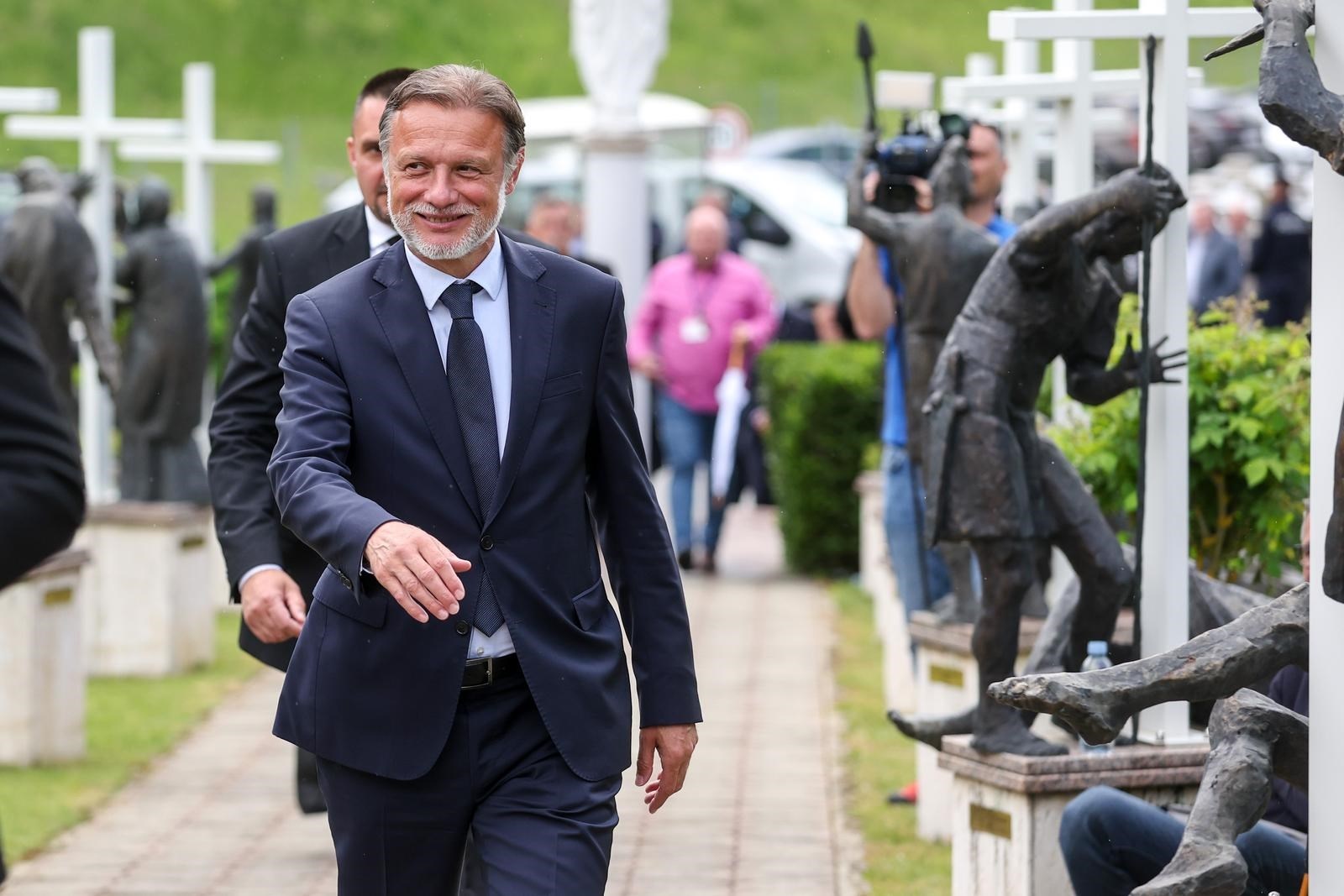 "Neka nam živi i napreduje demokratska i suverena Hrvatska", poručio Jandroković