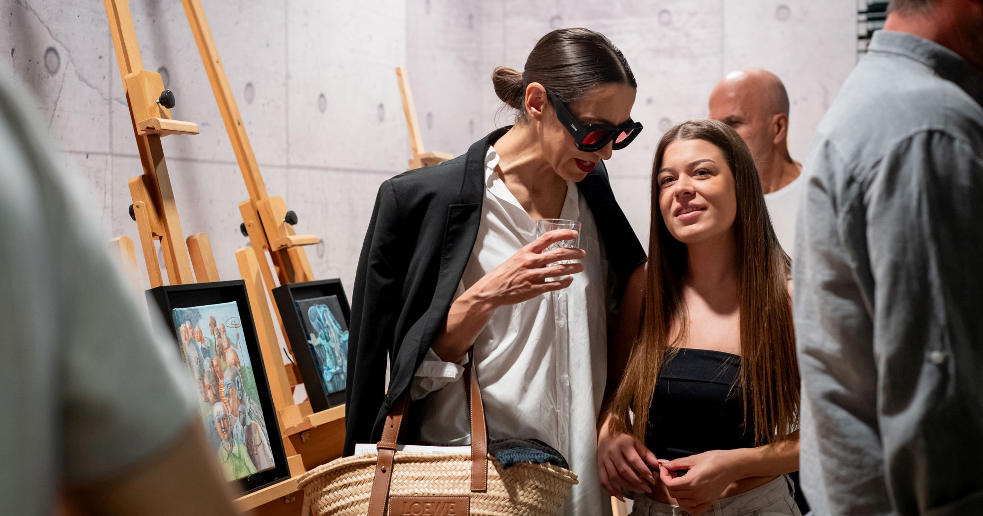 Marina Scotti i Lu Dedić pojavile su se zajedno na izložbi Arsenova nećaka u Šibeniku