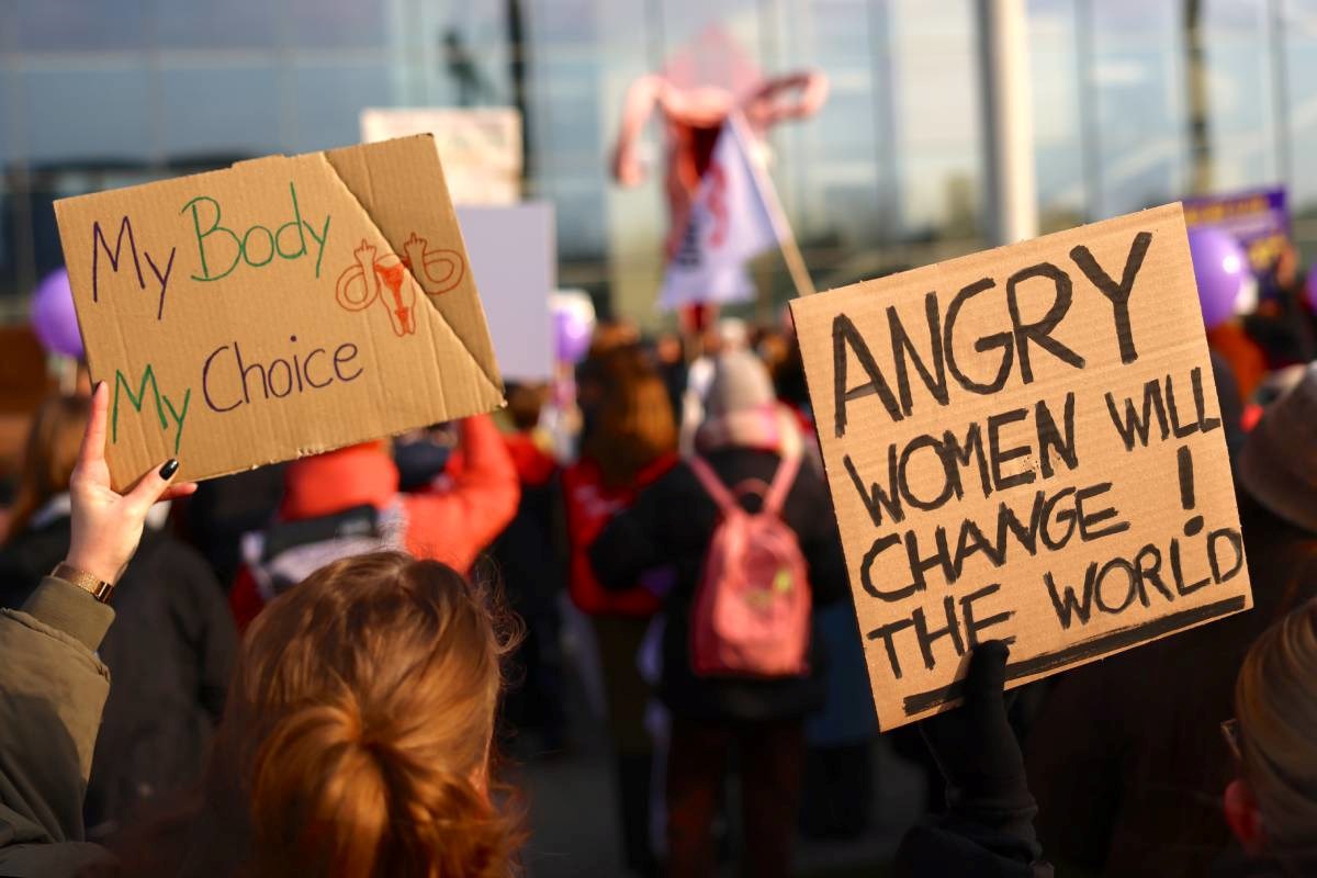 Inicijativa "Moj glas, moj izbor" za siguran pobačaj slavi. "Povijesna odluka"