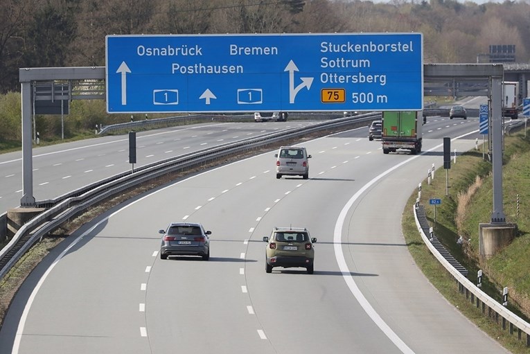 Njemački ministar protiv ograničenja brzine na autocestama, evo i zašto