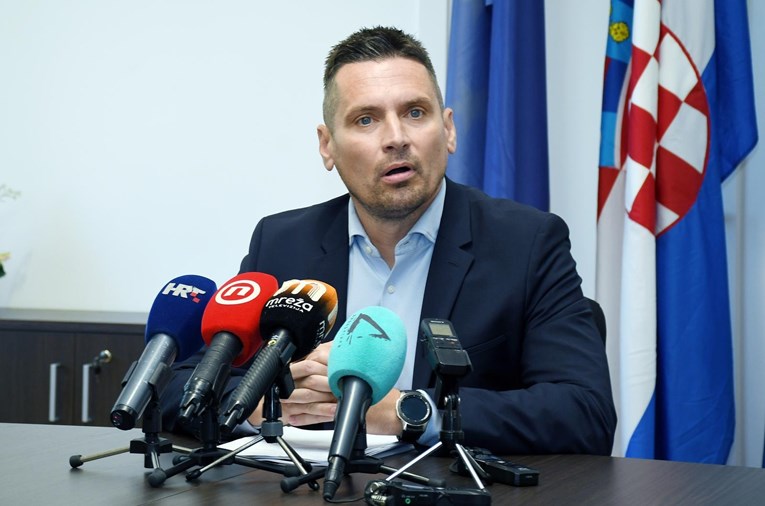 SDP: HDZ-ov gradonačelnik koji je otkazao Bajagu si je odmah digao plaću na 7700 eura