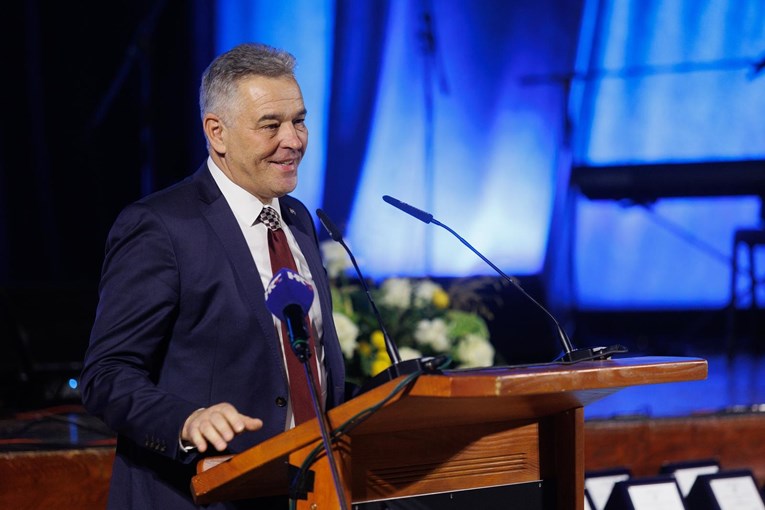 HDZ-ovac osvojio novi mandat, na čelu Bakra je 21 godinu