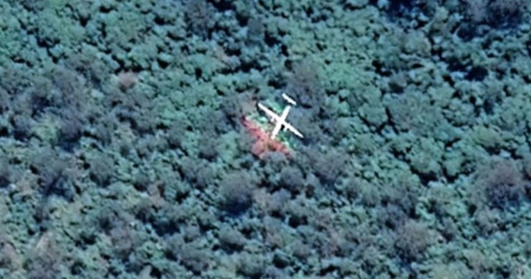 Na Google Mapsu se pojavio misteriozni avion, iz zrakoplovstva tvrde: Ovo je fenomen