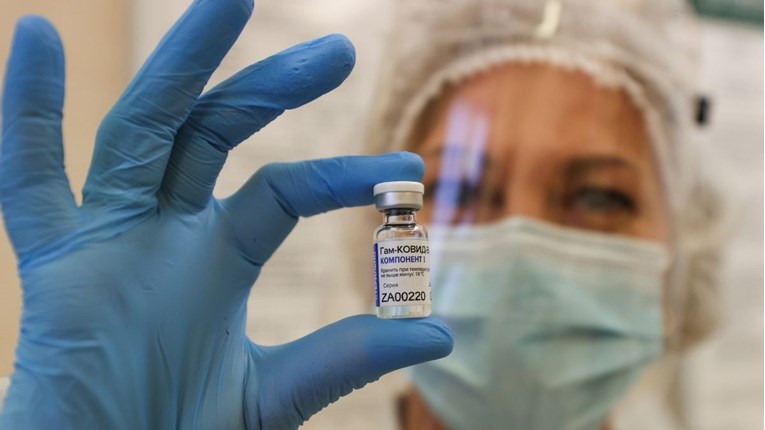 Republika Srpska naručila 400 tisuća doza ruskog cjepiva