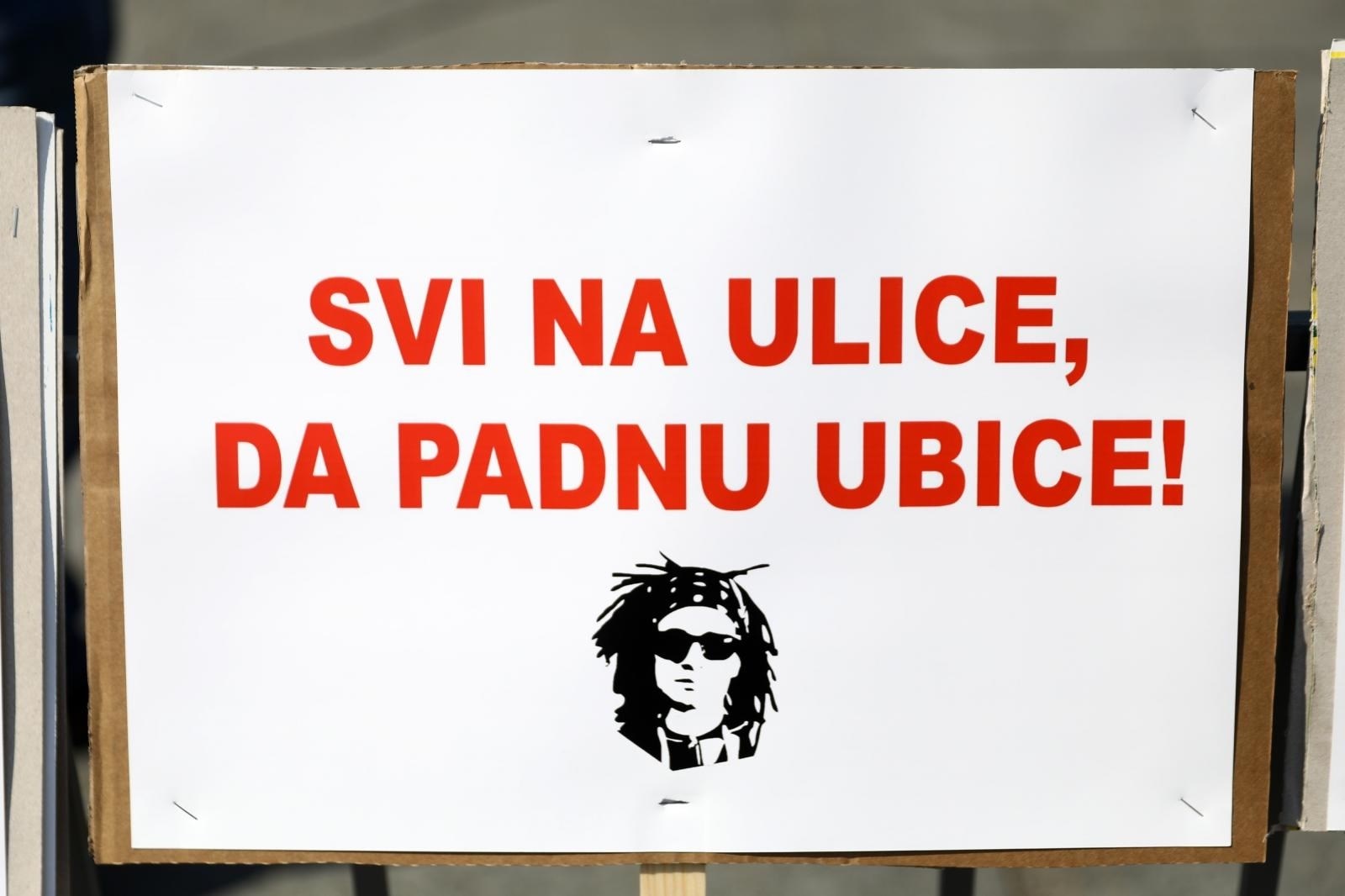 Nekoliko tisuća ljudi prosvjedovalo u Sarajevu za Davida i Dženana: "Oni su ubijeni"
