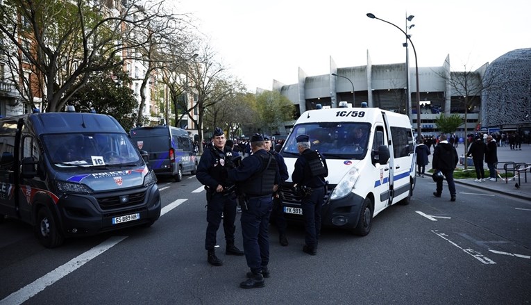 Ogromne mjere sigurnosti u Madridu i Parizu zbog prijetnji ISIL-a. Uhićeno 5 osoba