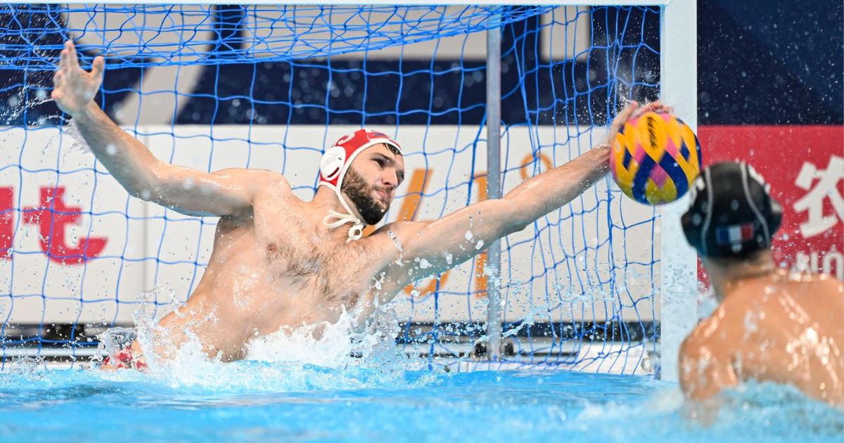 Junaku Barakuda najveća je podrška samozatajna supruga Dea. Zajedno imaju kćer