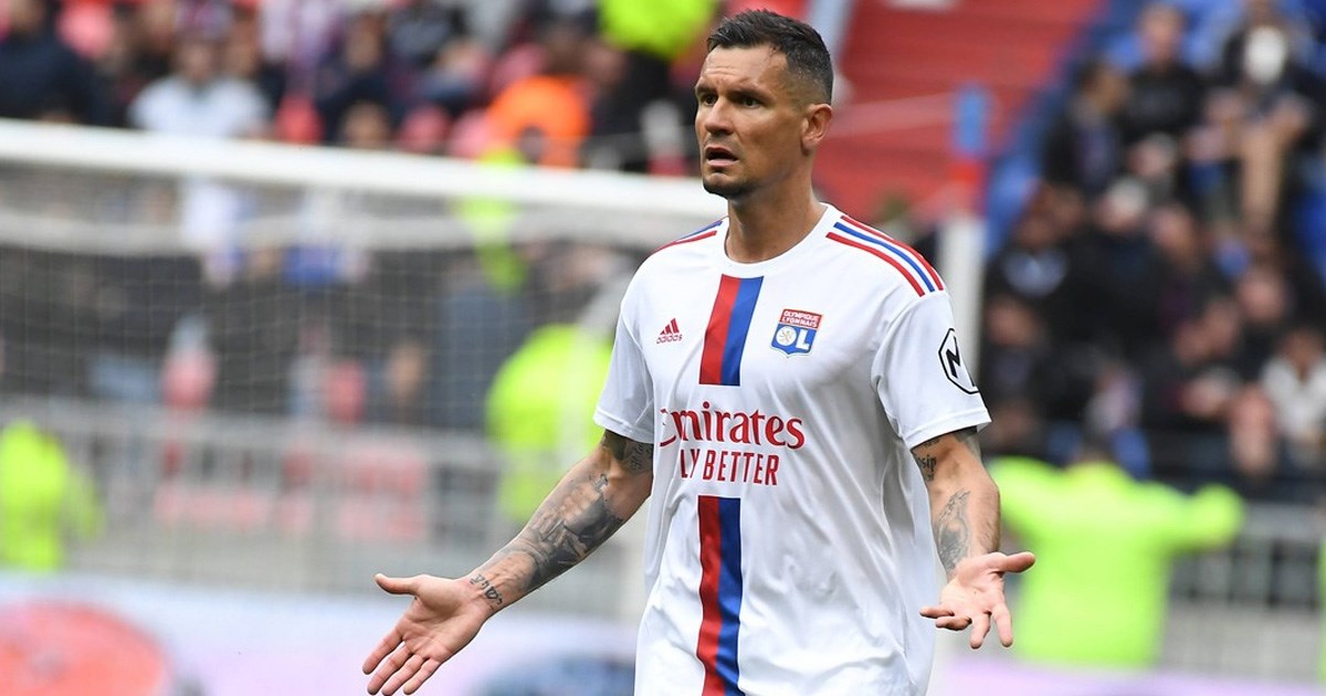 Pojavila se priča da se Lovren vraća u Dinamo. Evo što se događa