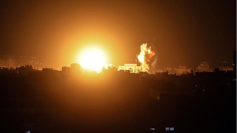 Izrael raketirao Pojas Gaze