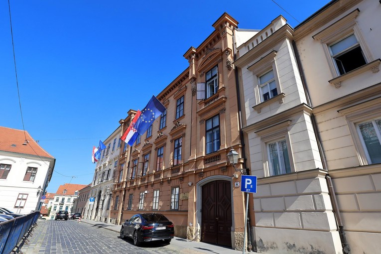 Gong Ustavnom sudu: Objavite snimke sa sjednica