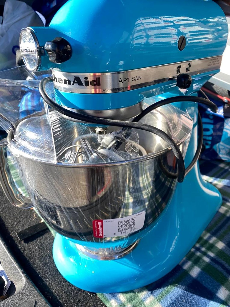 "Još se tresem": Žena kupila KitchenAid mikser za 13,5 eura. Uštedjela je stotine