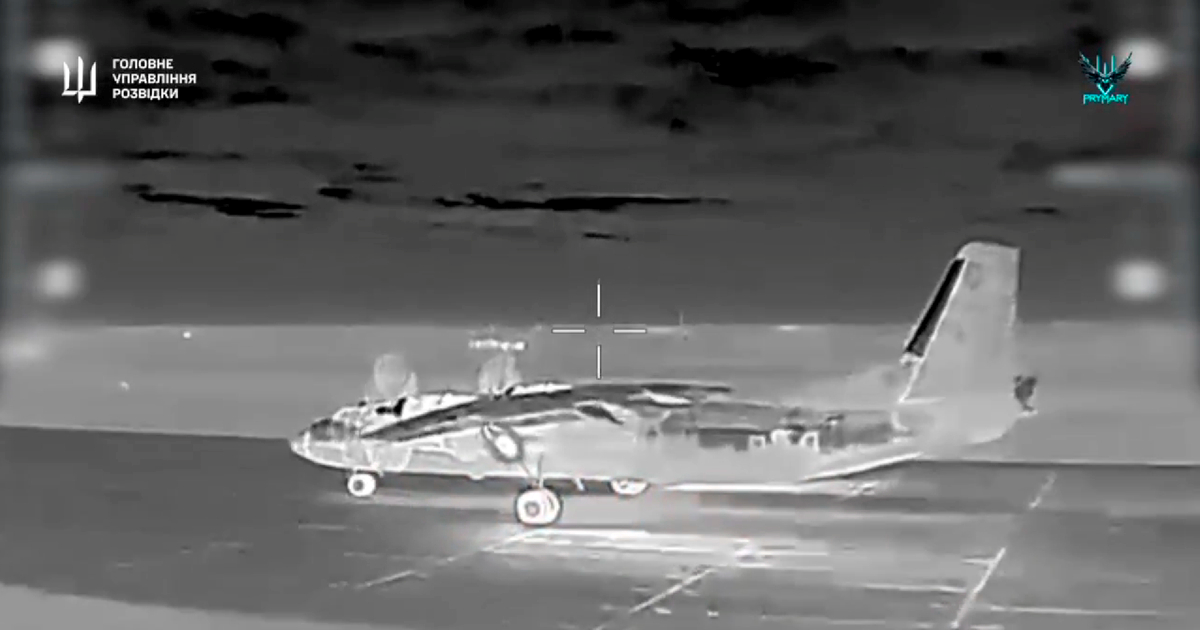 VIDEO Ukrajinci objavili snimku: Pogodili smo ruski avion An-26 na Krimu