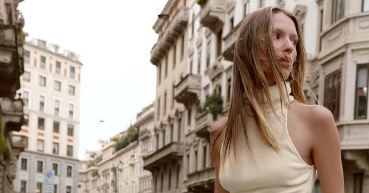 Suknje iz 90-ih vraćaju se u velikom stilu, trendsetterice ih već nose