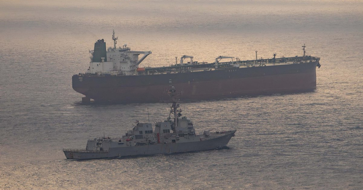 Naftni div traži pomorsku pratnju za prolazak brodova kroz Hormuz