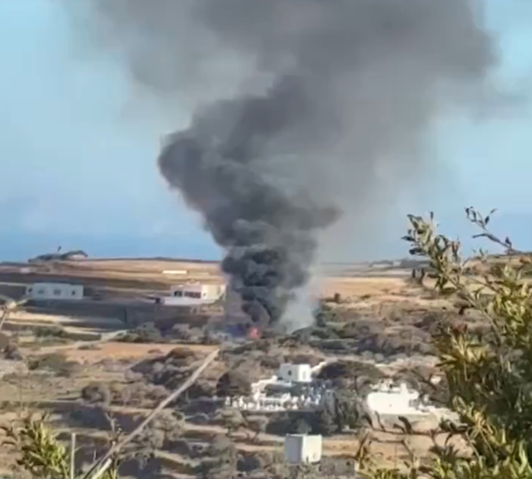 VIDEO Helikopter se srušio nekoliko sekundi nakon polijetanja u Grčkoj. Troje mrtvih