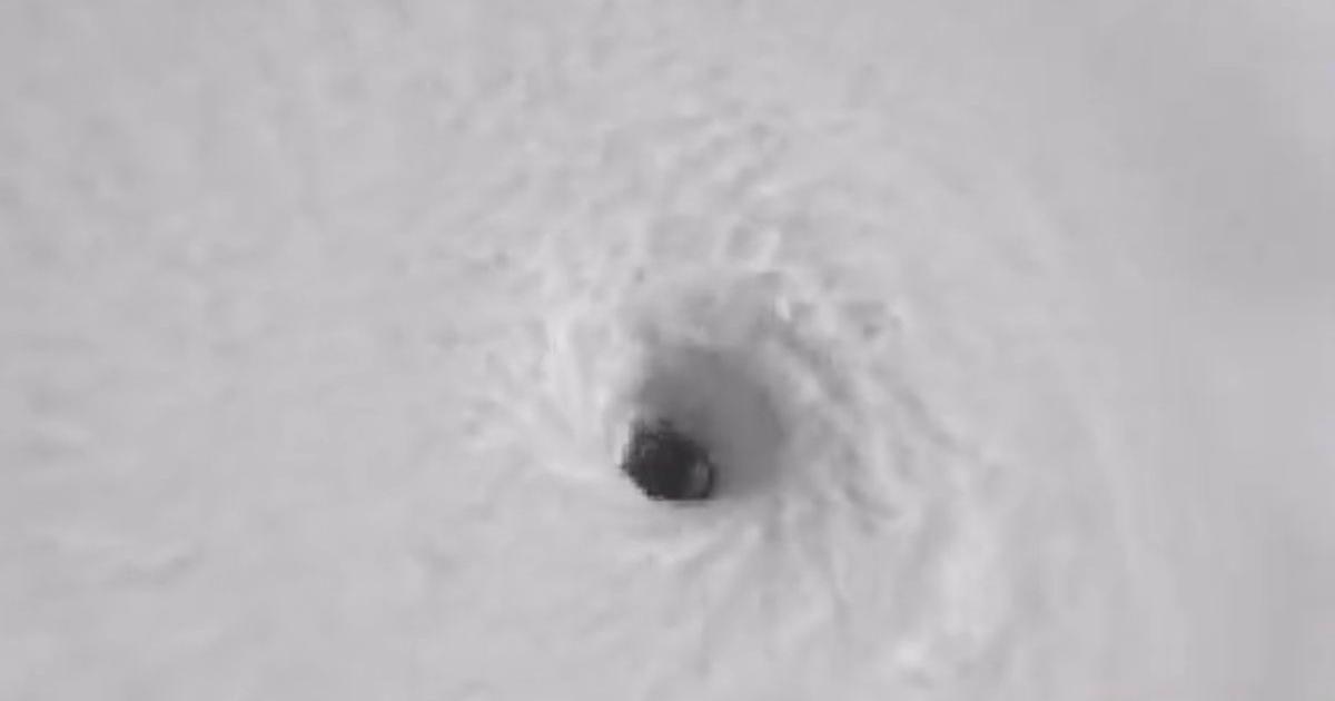 Uragan Erin prijeti istočnoj obali SAD-a valovima do 30 metara