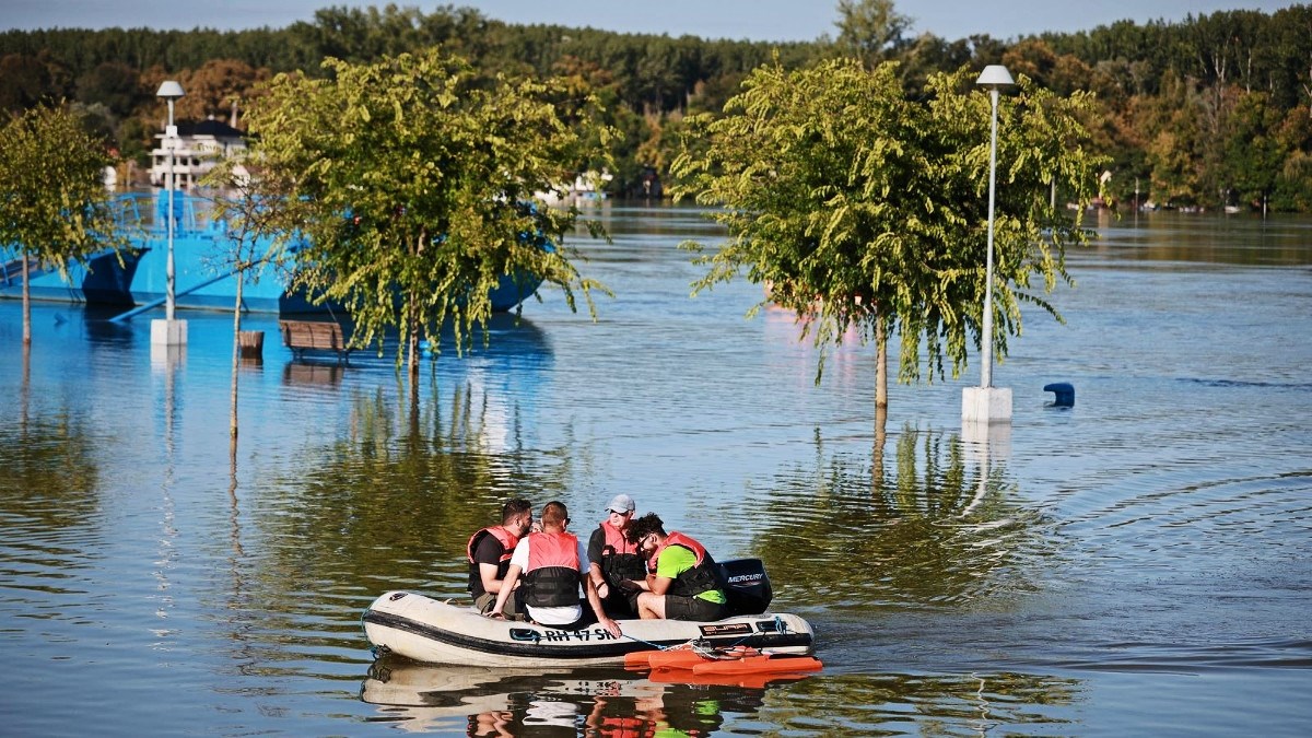 Vodeni val stigao u Hrvatsku. Očekuje se da će proći bez većih šteta