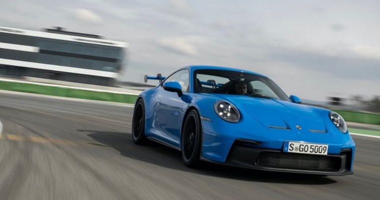 Novi Porsche 911 vozio 5000 km u punom gasu, evo kako je prošao