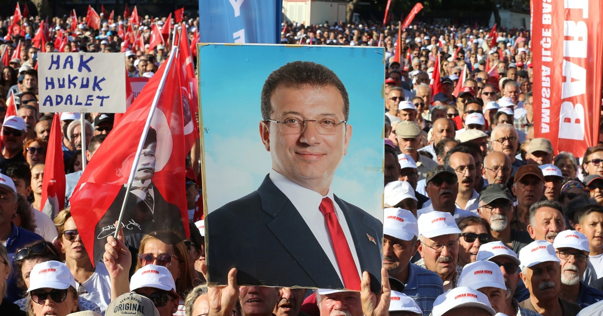 Turski oporbeni čelnik ide na sud. Prijeti mu 2430 godina zatvora