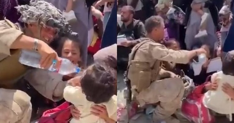Širi se navodna snimka američkog vojnika kako dijeli vodu djeci na aerodromu u Kabulu