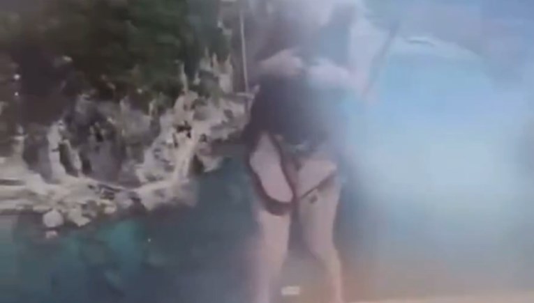 Novi detalji o smrti mlade Srpkinje u Crnoj Gori. Snimljen trenutak pada
