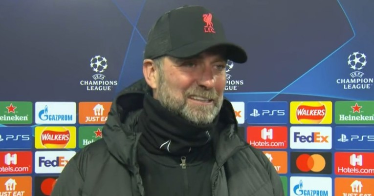 Pogledajte kako je Klopp objasnio problem prevelikog broja utakmica. Video je hit