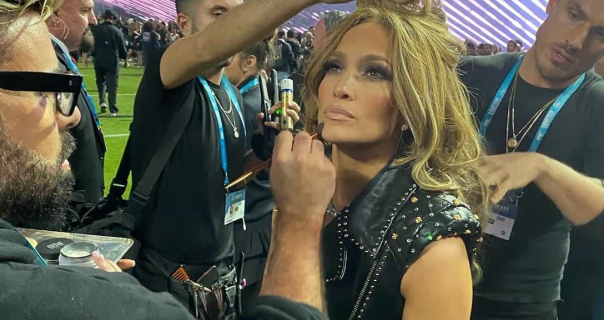 Vizažist J.Lo otkrio kako su izgledale višesatne pripreme za njen nastup života