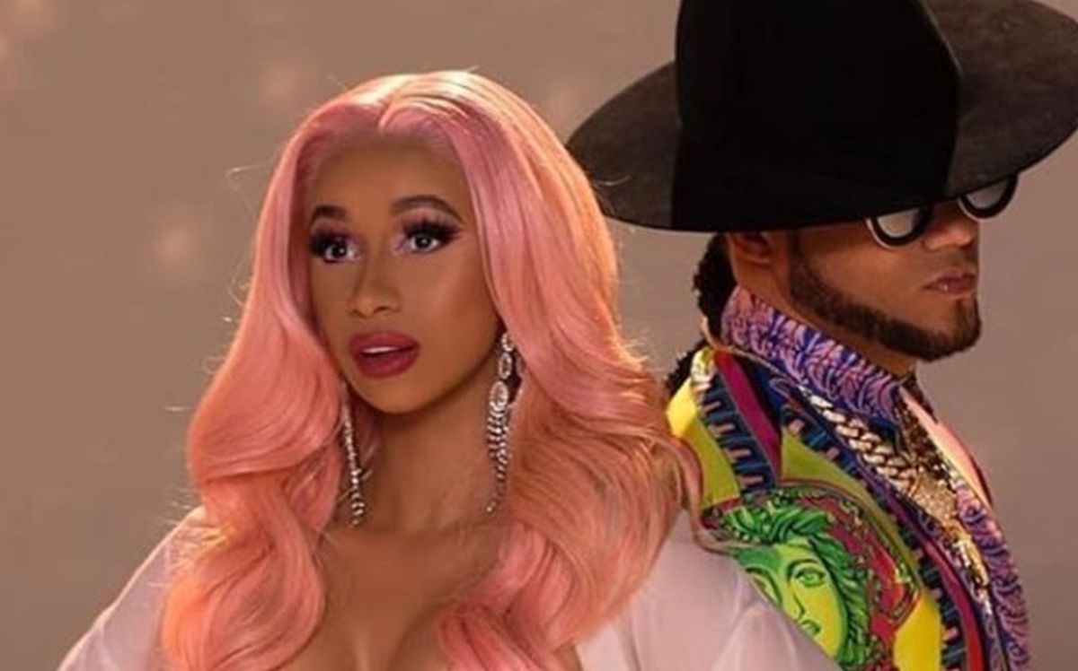 VIDEO Cardi B usred nastupa pukle hlače na stražnjici