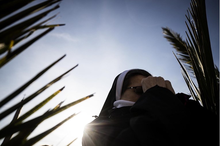 Časne sestre diljem svijeta optužuju svećenike za seksualno zlostavljanje