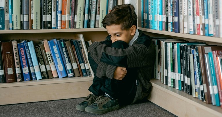 Pet najčešćih znakova anksioznosti kod djece