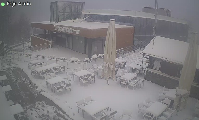 Pao snijeg na Sljemenu, zabijelili se Lika i Gorski kotar