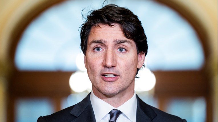 Trudeau: Kanada neće slati vojsku zbog prosvjeda vozača kamiona