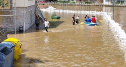 Ovo je riva u Obrovcu danas. HDZ-ovac prije 15 godina: Sigurna je od poplava