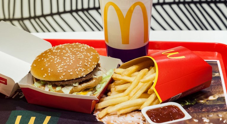 Video od 3,8 milijuna pregleda: Pokazala McDonald'sov burger star 24 godine