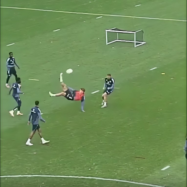 HSV podijelio Vuškovićevu majstoriju s treninga. Objava je viralna