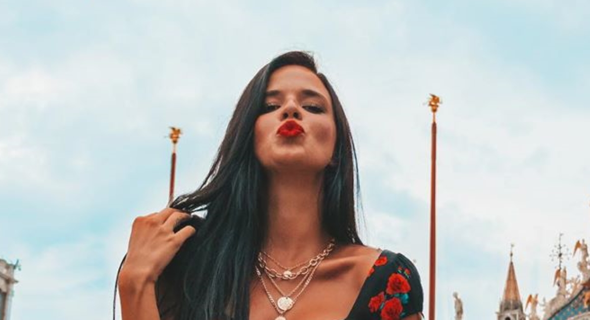 Ivana Knoll pokazuje duge noge po Veneciji: "Uzrokovala sam sudar gondola"
