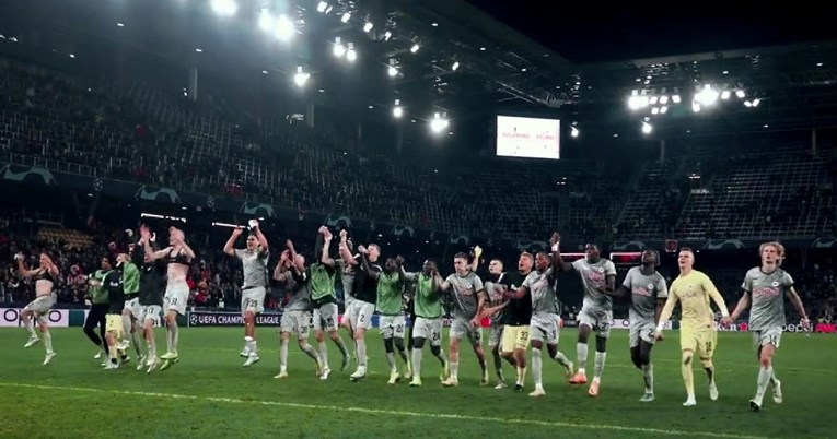 Pogledajte kako su igrači RB Salzburga s navijačima slavili pobjedu protiv Dinama