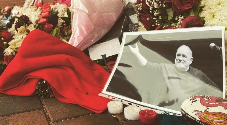 Balaševićeva fotografija osvanula i na Liverpoolovom stadionu