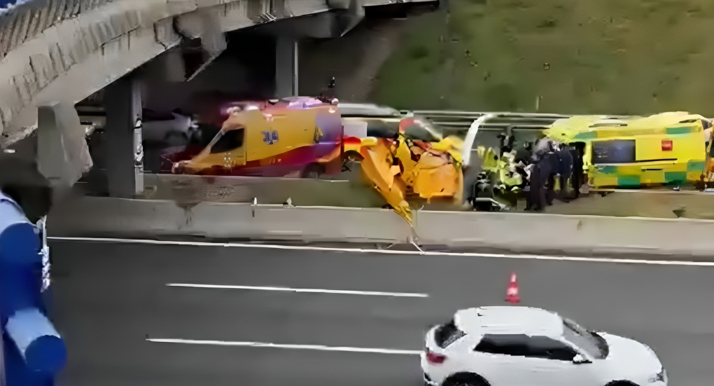 Helikopter se srušio na obilaznicu u Madridu