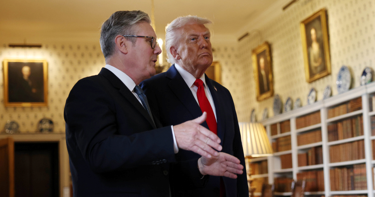 Trump ismijavao Starmera i britanske "pokvarene nosače zrakoplova"