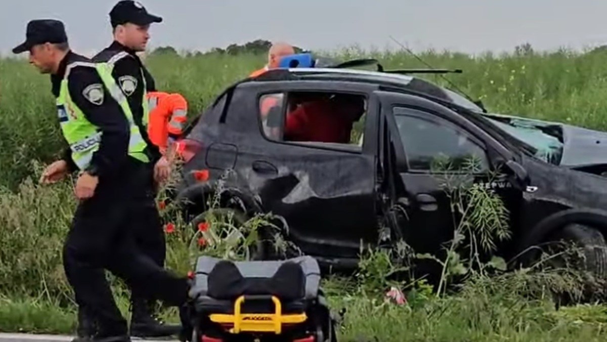 Teška nesreća kod Koprivnice, vatrogasci izvlače ozlijeđene iz uništenih vozila