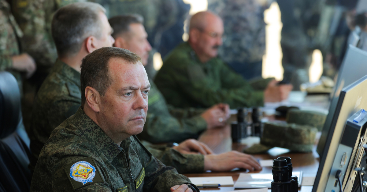 Medvedev: Vrijeme je da kažemo da za neonacistički Kijev više nema nikakvih pravila